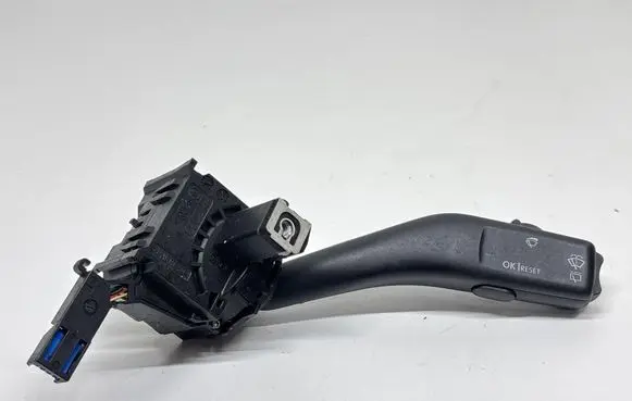 Volkswagen Golf V Wiper control stalk 1K0953519A CZK03 640915652