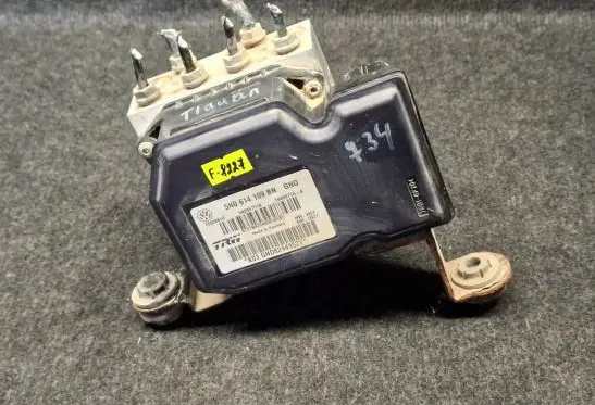 Volkswagen Tiguan ABS Pump 5N0614109BN