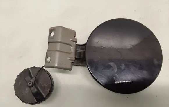 Mitsubishi Grandis Fuel tank cap