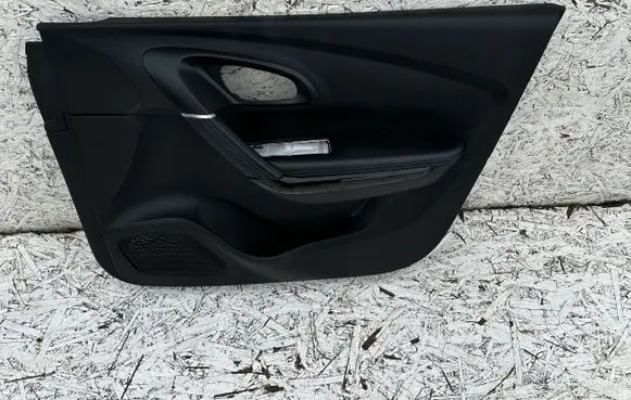 Renault Kadjar Front door card panel trim