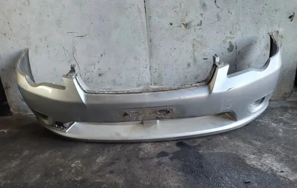 Subaru Legacy Front bumper