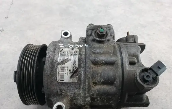 Volkswagen Golf V Air conditioning (A/C) compressor (pump) 1K0820859