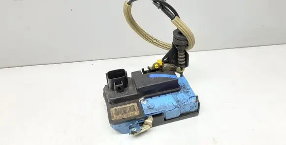 Volvo V70 Front door lock 9485005