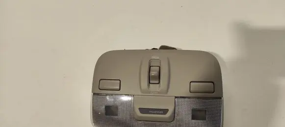 Subaru Legacy Front seat light VC12008