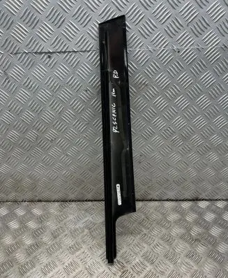 Renault Scenic III - Grand scenic III Other front door trim element 802840018R