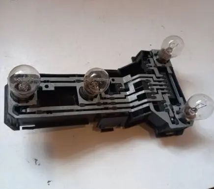 Volkswagen PASSAT B5 Tail light bulb cover holder 3B9945257