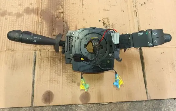 Renault Espace - Grand espace IV Multifunctional control switch/knob 8200420148