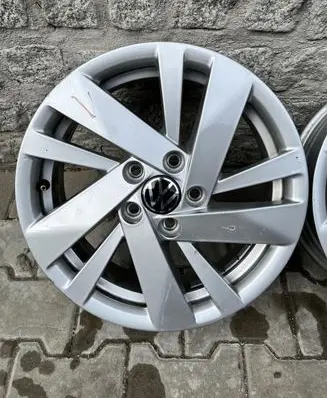 Volkswagen Polo VI R15 alloy rim 2G0601025BB