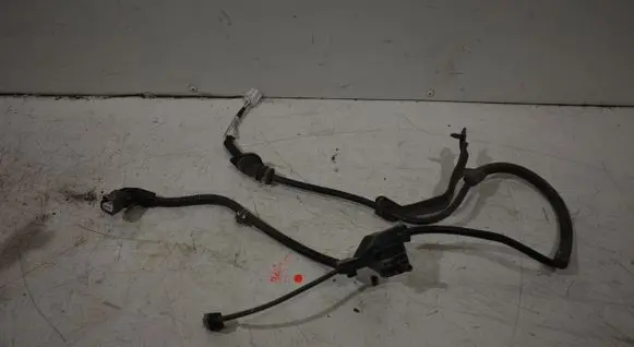Toyota RAV 4 (XA50) Rear ABS sensor wiring 890C042020