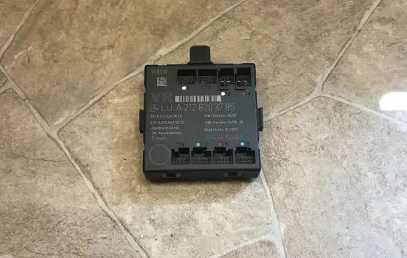 Mercedes-Benz E W212 Door control unit/module A2128203785