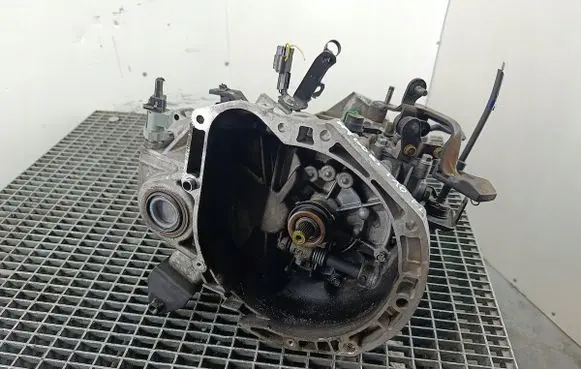 Hyundai i10 Manual 5 speed gearbox MA1671