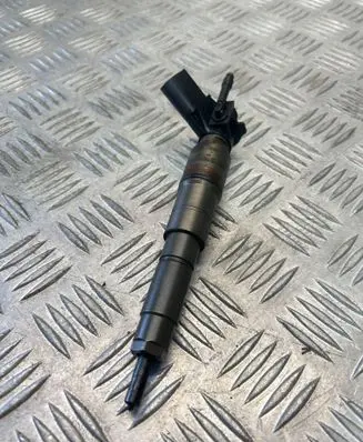 BMW X5 E70 Fuel injector 7792721 0445115070
