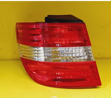 Mercedes-Benz B W245 Rear/tail lights A169820