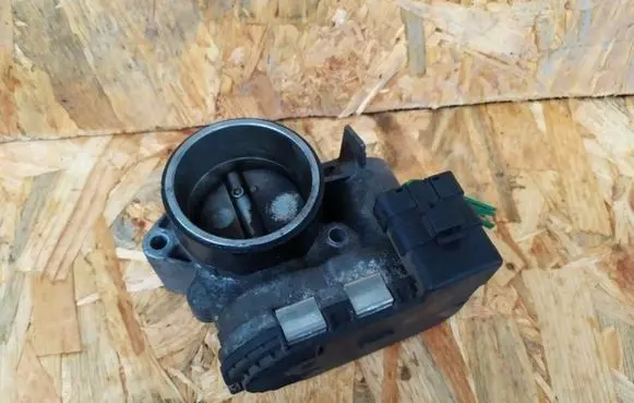 Citroen Berlingo Engine shut-off valve 