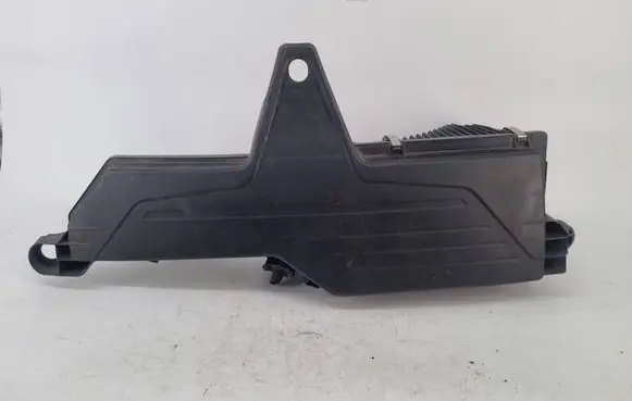 BMW 1 F20 F21 Air filter box 107378 8578649