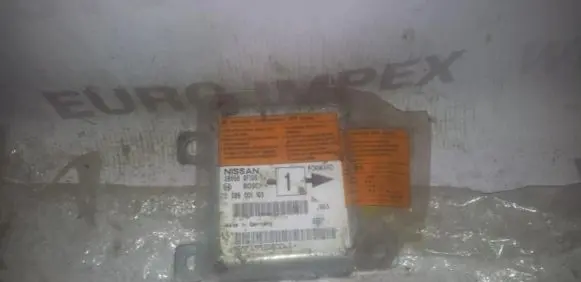 Nissan Primera Airbag control unit/module 285569F105 0285001193