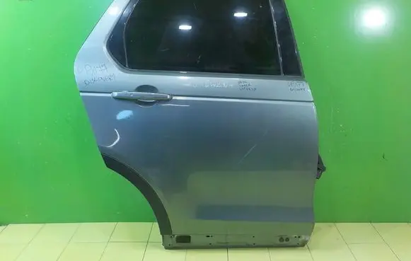 Land Rover Discovery Sport Rear door UP177