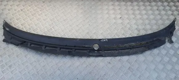 Mazda 626 Wiper trim ga7b5079