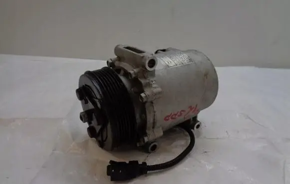 Peugeot 208 II Air conditioning (A/C) compressor (pump) 9827596080
