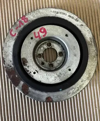 Alfa Romeo Giulietta Crankshaft pulley 55208280