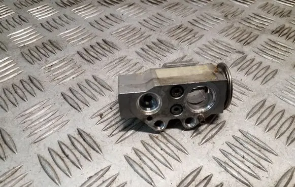Audi A1 Air conditioning (A/C) expansion valve 
