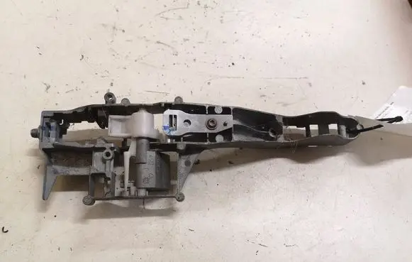Citroen C5 Rear door exterior handle/bracket 1199D4 1201M122D ZP5FABI