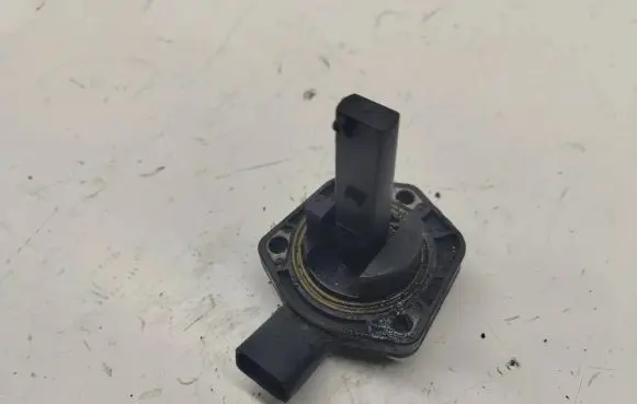 Volkswagen PASSAT B6 Oil level sensor 1J0907660C 6PR00807903