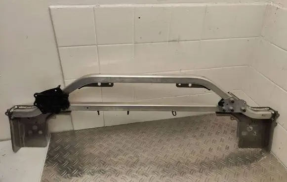 Volvo V60 Hybrid/electric vehicle battery bracket 30659476