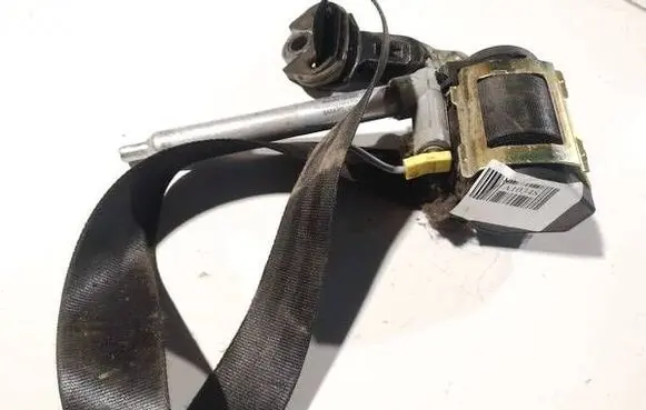 Audi A4 S4 B5 8D Front seatbelt