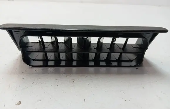 Bentley Continental Rear air vent grill 3D0819923A