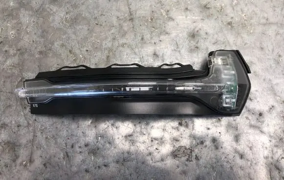 Audi A3 S3 8V Mirror indicator light 8V0949102BILI 8V0949102
