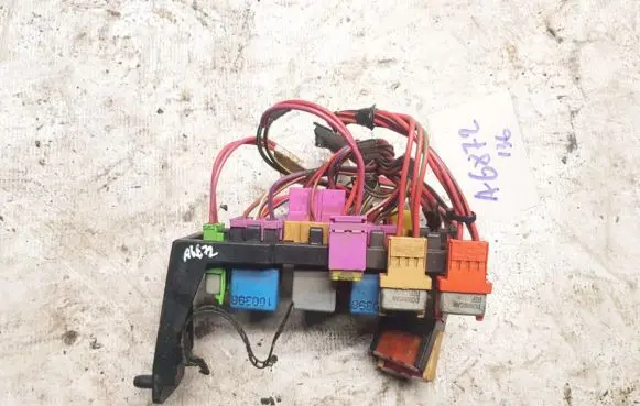 Audi A6 S6 C5 4B Fuse box set