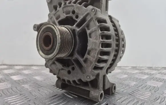 Mercedes-Benz C W204 Generator/alternator A0131549002