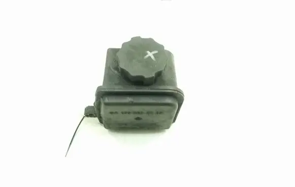 Mercedes-Benz CLK A208 C208 Power steering fluid tank/reservoir A0004600183