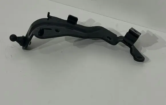 Audi A6 S6 C6 4F Other engine bay part 03L103357D