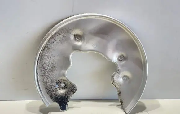 Porsche Macan (95B) Rear brake disc plate dust cover 8K0615612A
