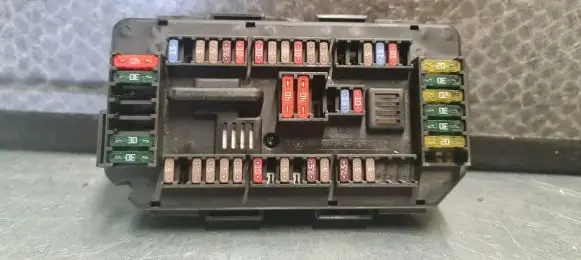 BMW 1 F20 F21 Fuse box set 9337879