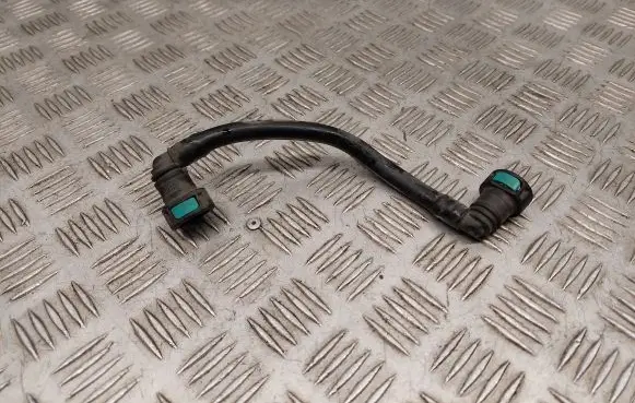 Porsche Panamera (970) Breather hose/pipe 97010631201