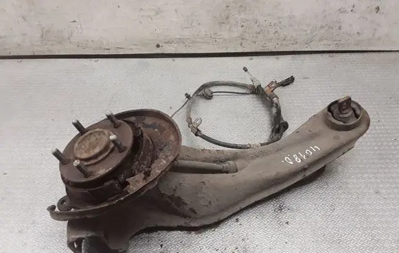 Rear wheel hub spindle/knuckle