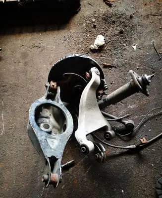 Nissan Murano Z50 Rear wheel hub spindle/knuckle 