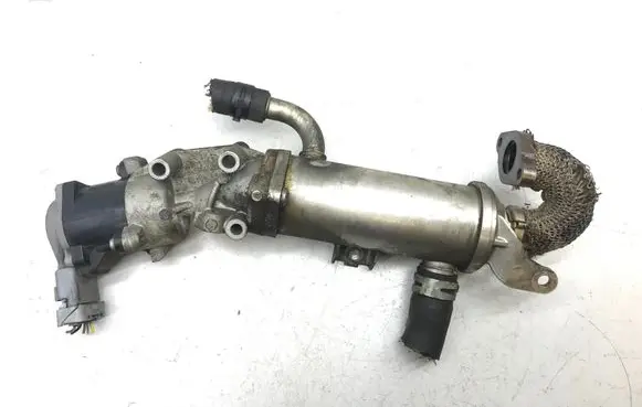 Land Rover Discovery 3 - LR3 EGR valve 7H2Q9Y493CD 216045383 K4399