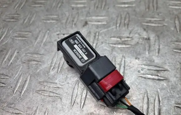 KIA Rio Air pressure sensor 0261230205
