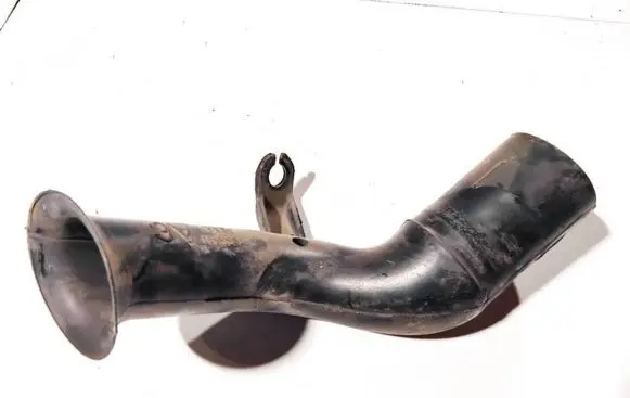 Nissan Primera Air intake hose/pipe au601a6