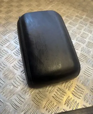 Porsche Macan (95B) Armrest 