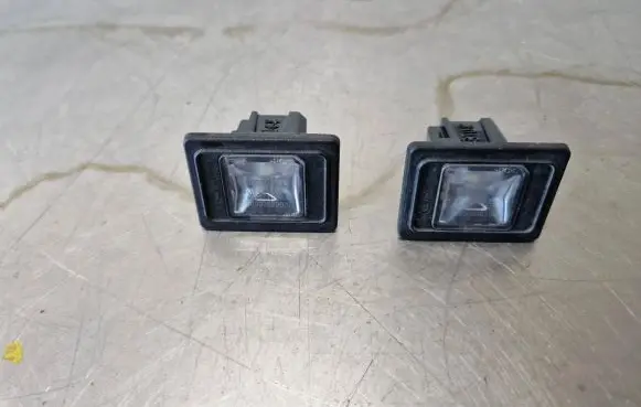 Mercedes-Benz GLC X253 C253 Number plate light A0009062903
