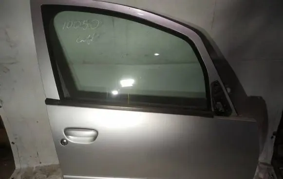 Mitsubishi Colt Front door pilkos