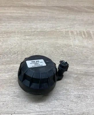 Audi A6 S6 C6 4F Alarm system siren 4H0907601C