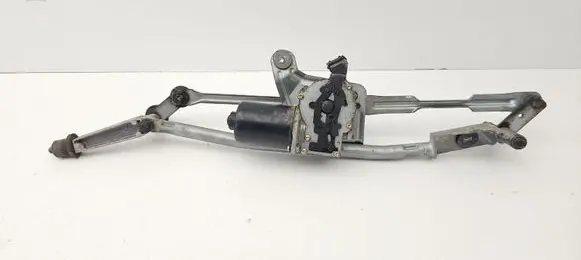 Volvo V70 Front wiper linkage and motor 09151848 404775 3143B