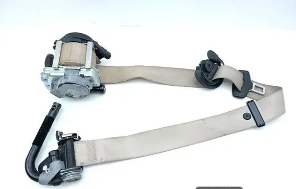 BMW X5 F15 Front seatbelt 7343635