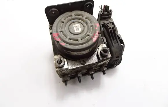 Ford Fiesta AdBlue liquid reservoir D1B12C405AD 10022003234
